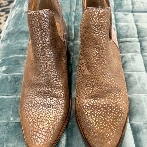 Kaanas Tijuana Gold Taupe Cutout Snake Print Leather Slip On Ankle Boots l 38